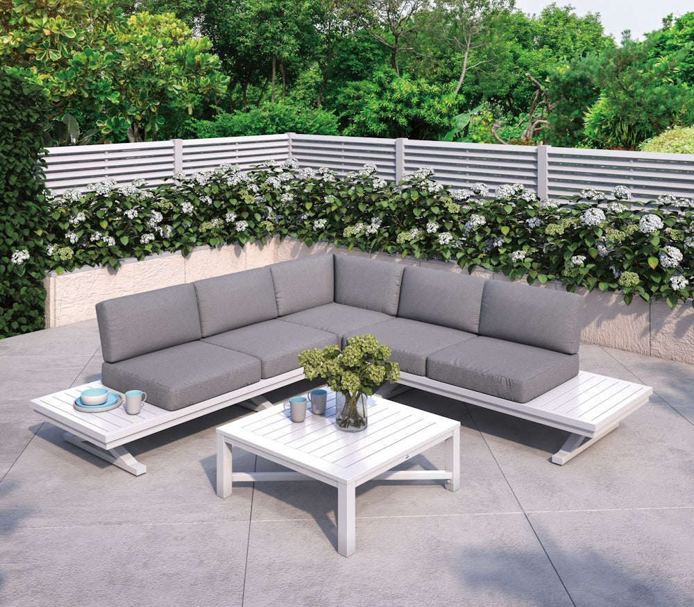 Shelta Bridgeport 3 Piece Platform Corner Modular Setting