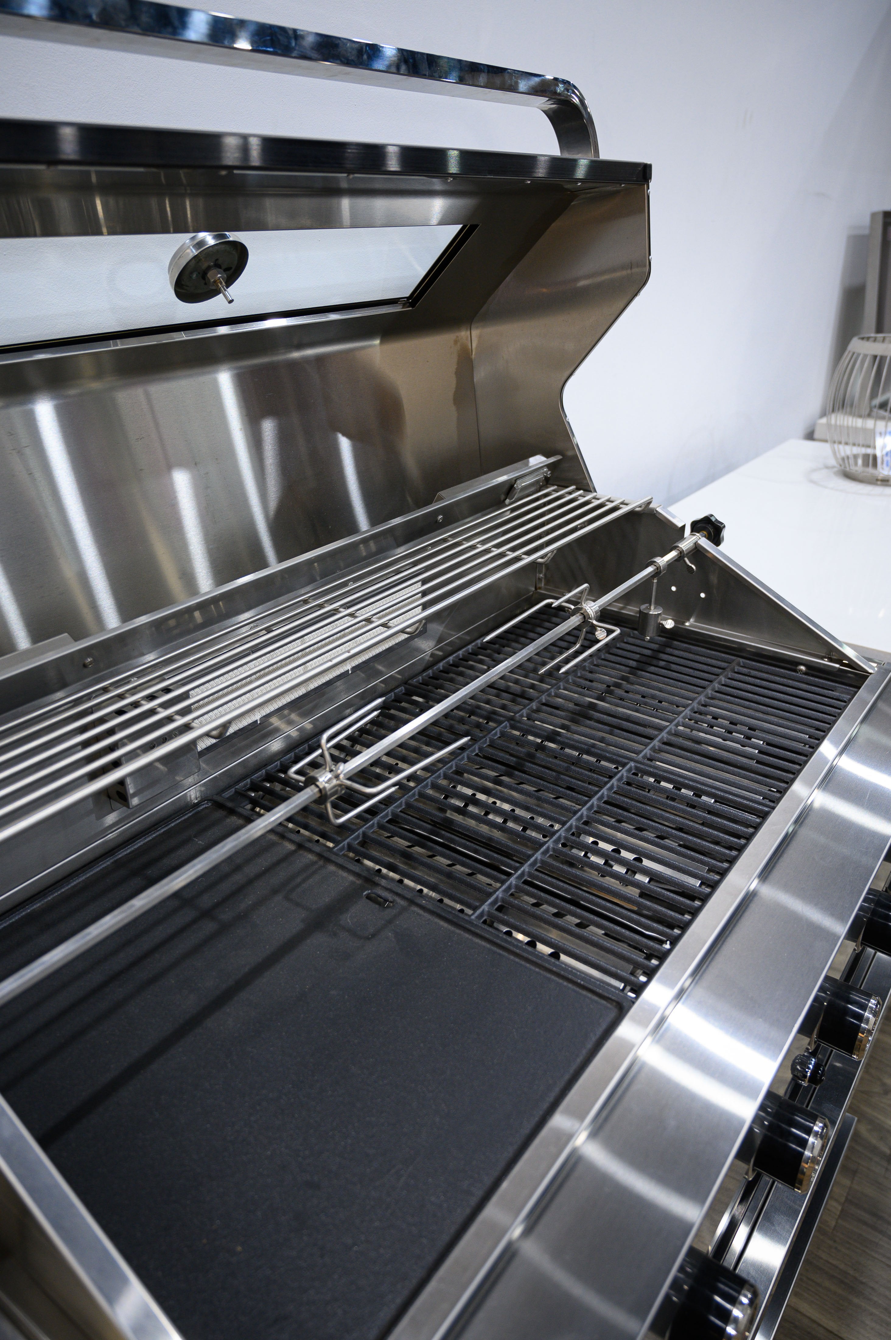 Everdure Neo Black Outdoor Kitchen With BBQ and Fridge (Option 1)