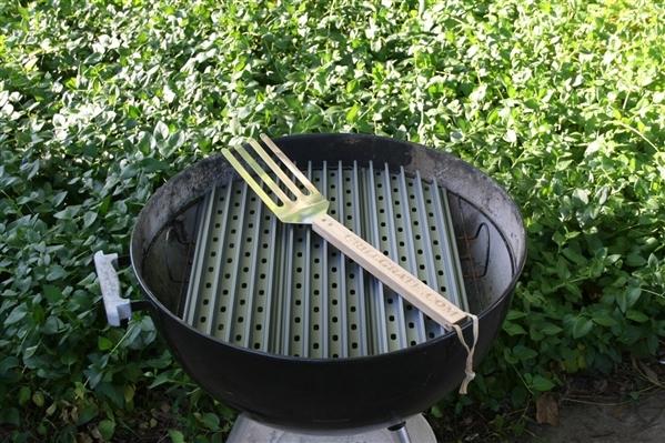 GrillGrates for the 22.5 Inch Kettle Grill