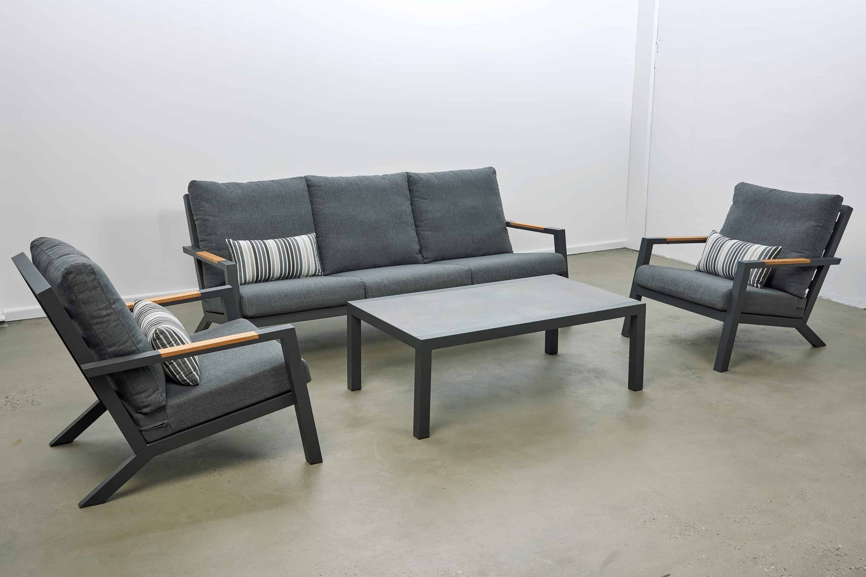 Melton Craft Venus Setting, Furniture, Melton Craft