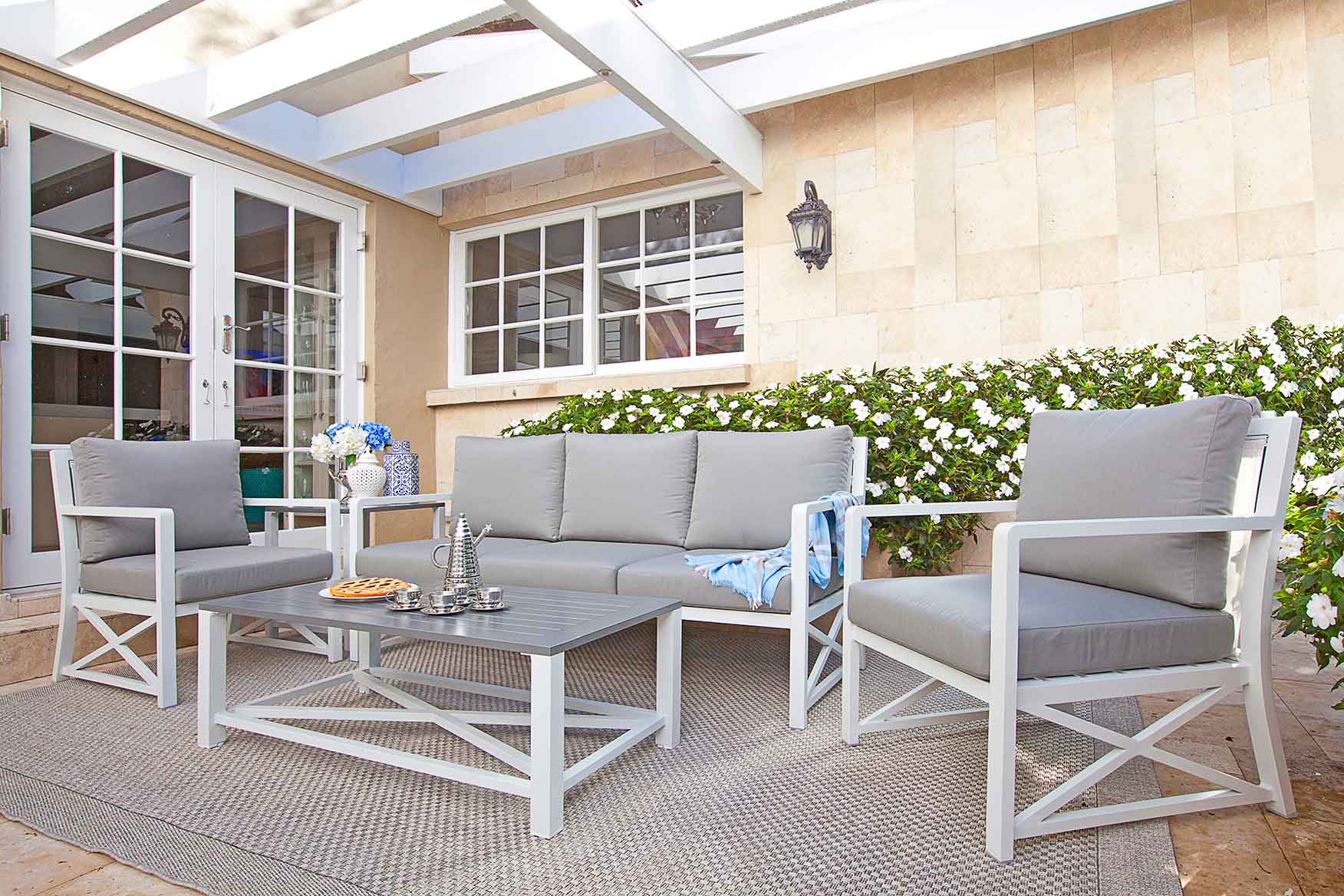 Clearance Sale - Shelta Bridgeport 5pc Casual Sofa Setting