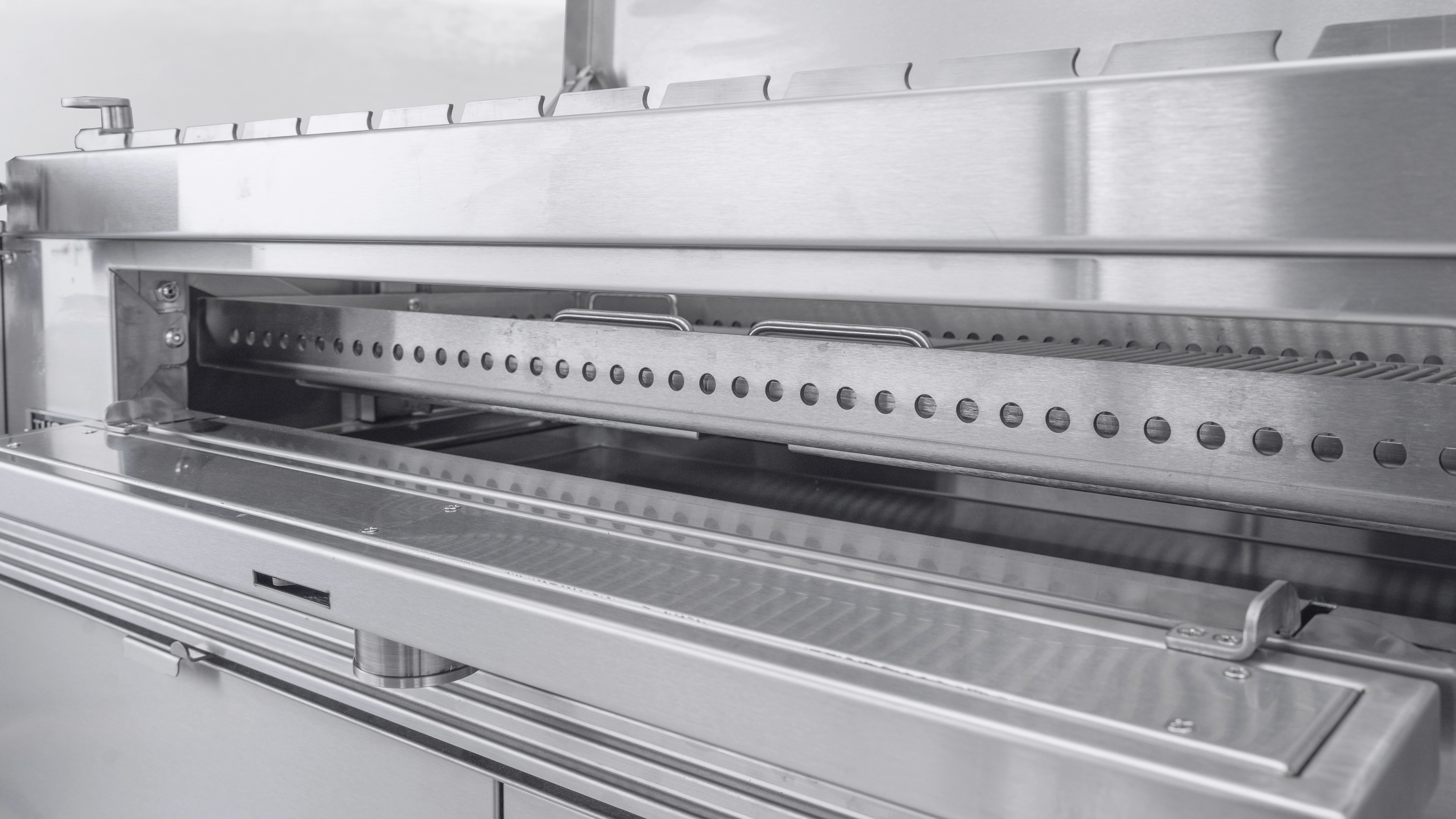 Tucker Charcoal Deluxe Pro XL Built-In BBQ Plus Wok Burner with Roasting Hood and Wok Hinged Lid