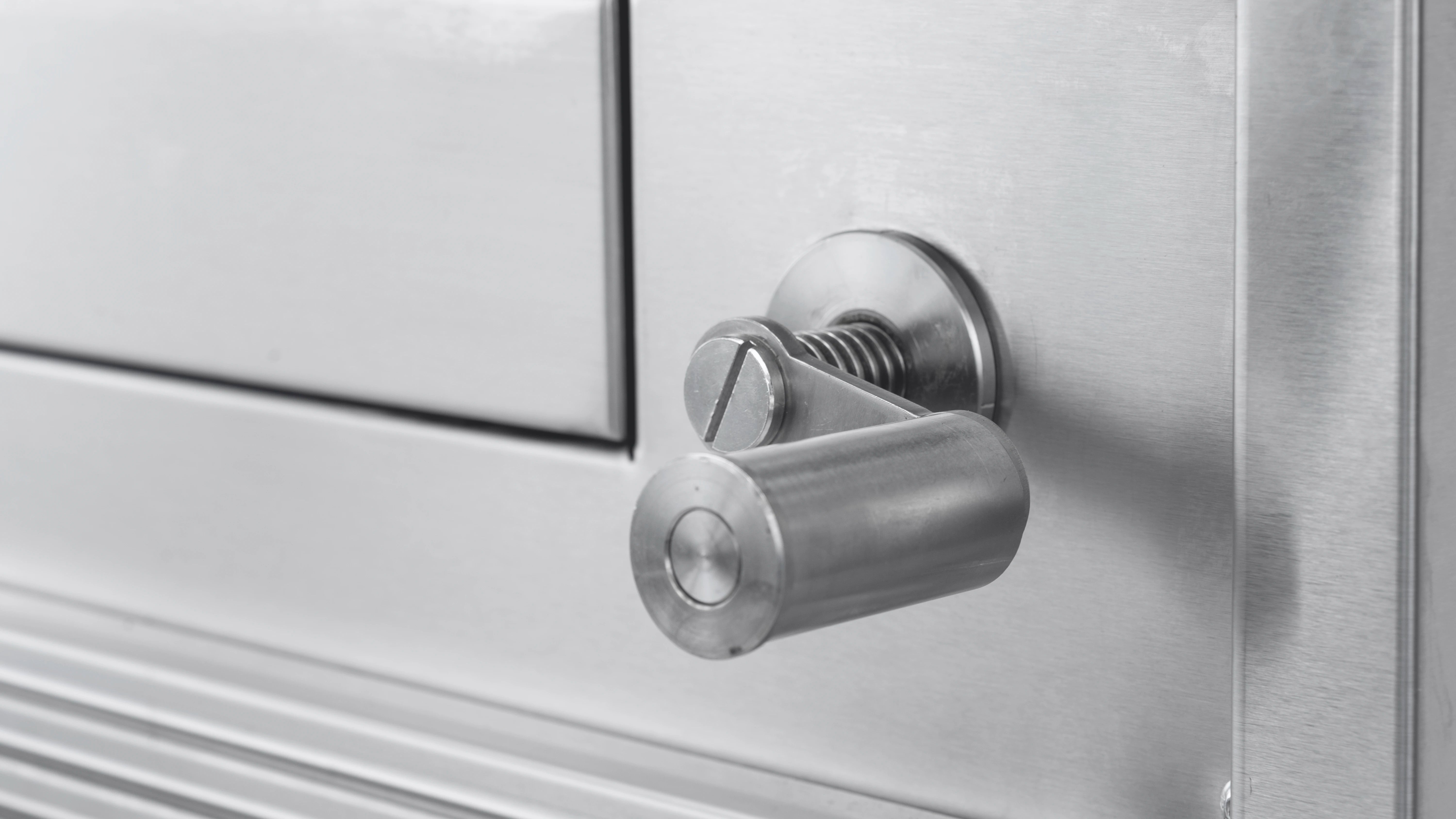 Tucker Charcoal Deluxe Pro XL Built-In BBQ Plus Wok Burner with Roasting Hood and Wok Hinged Lid