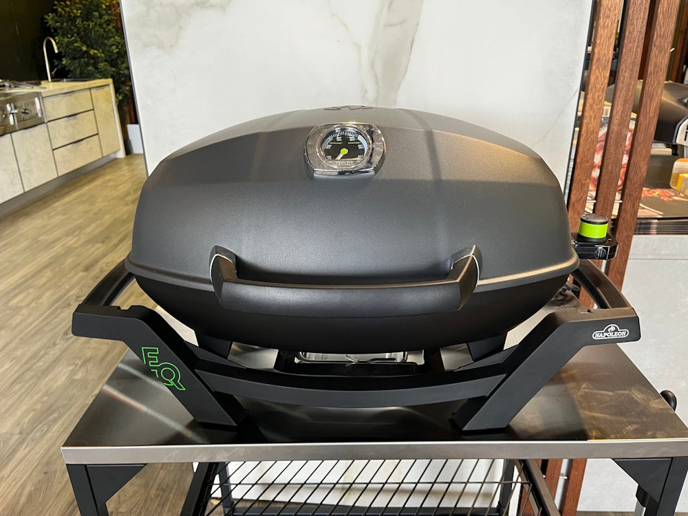 Clearance Sale - Napoleon TravelQ PRO285E Electric Portable BBQ