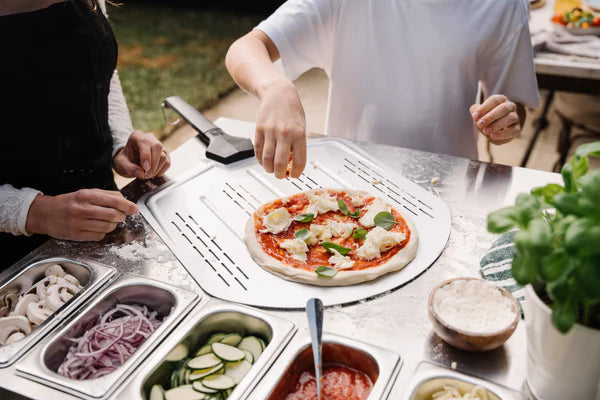 Everdure Aluminium Pizza Peel 14-inch
