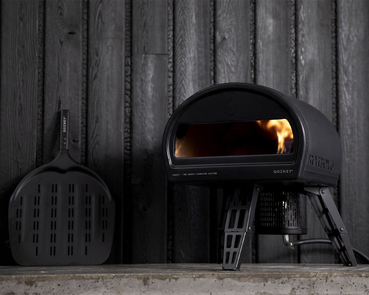 Gozney Roccbox Gas Burning Black Pizza Oven