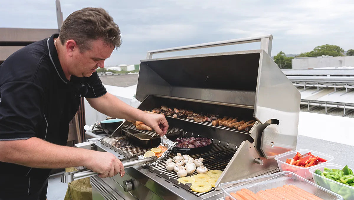 Tucker Charcoal Deluxe Pro XL Built-In BBQ with Roasting Hood