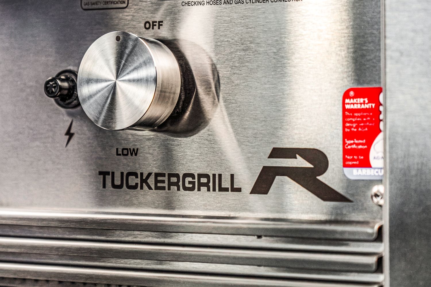 Tucker R Class V8 BBQ Built In with Lid - Tucker Barbecues