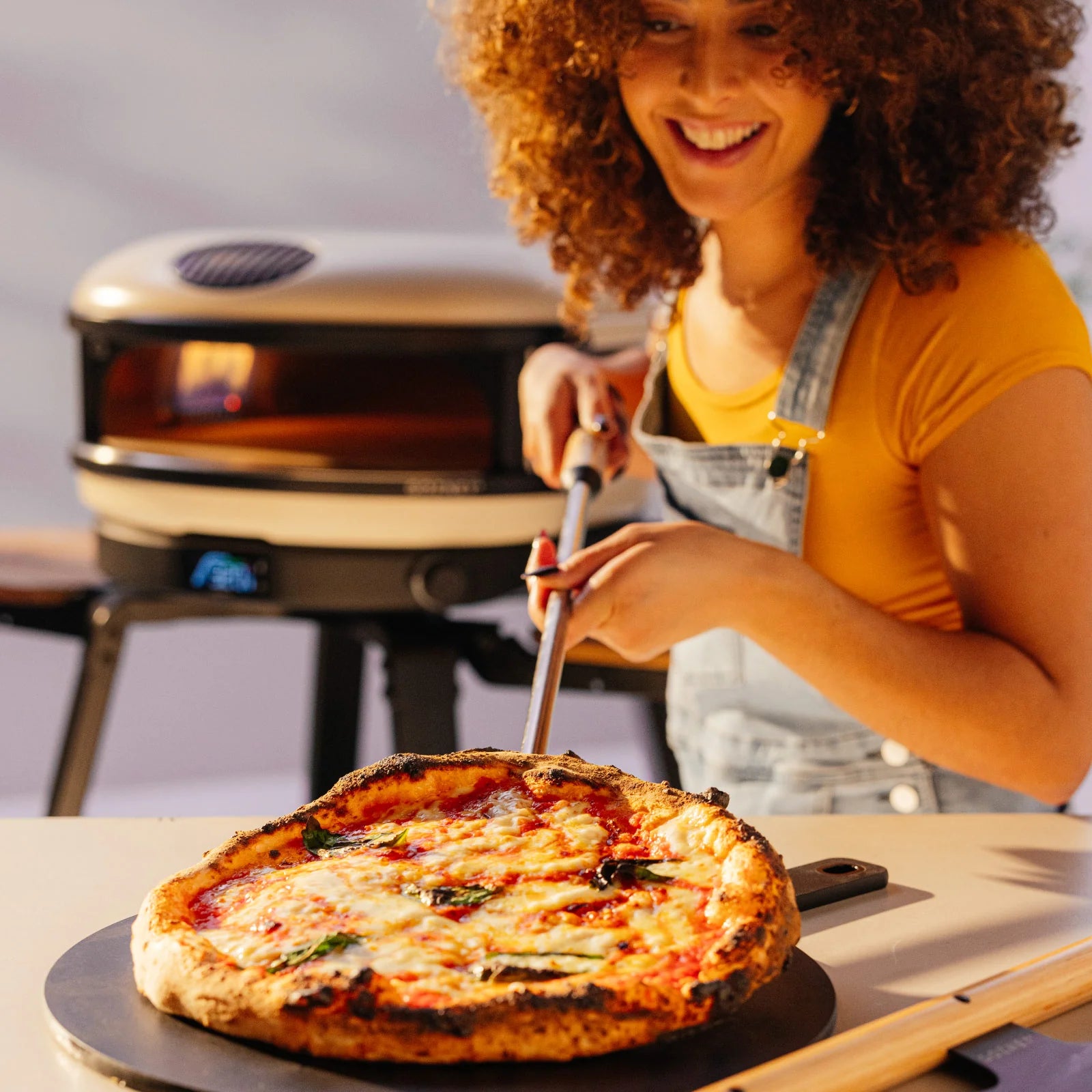 Gozney Utility Turning Peel - Tucker Barbecues