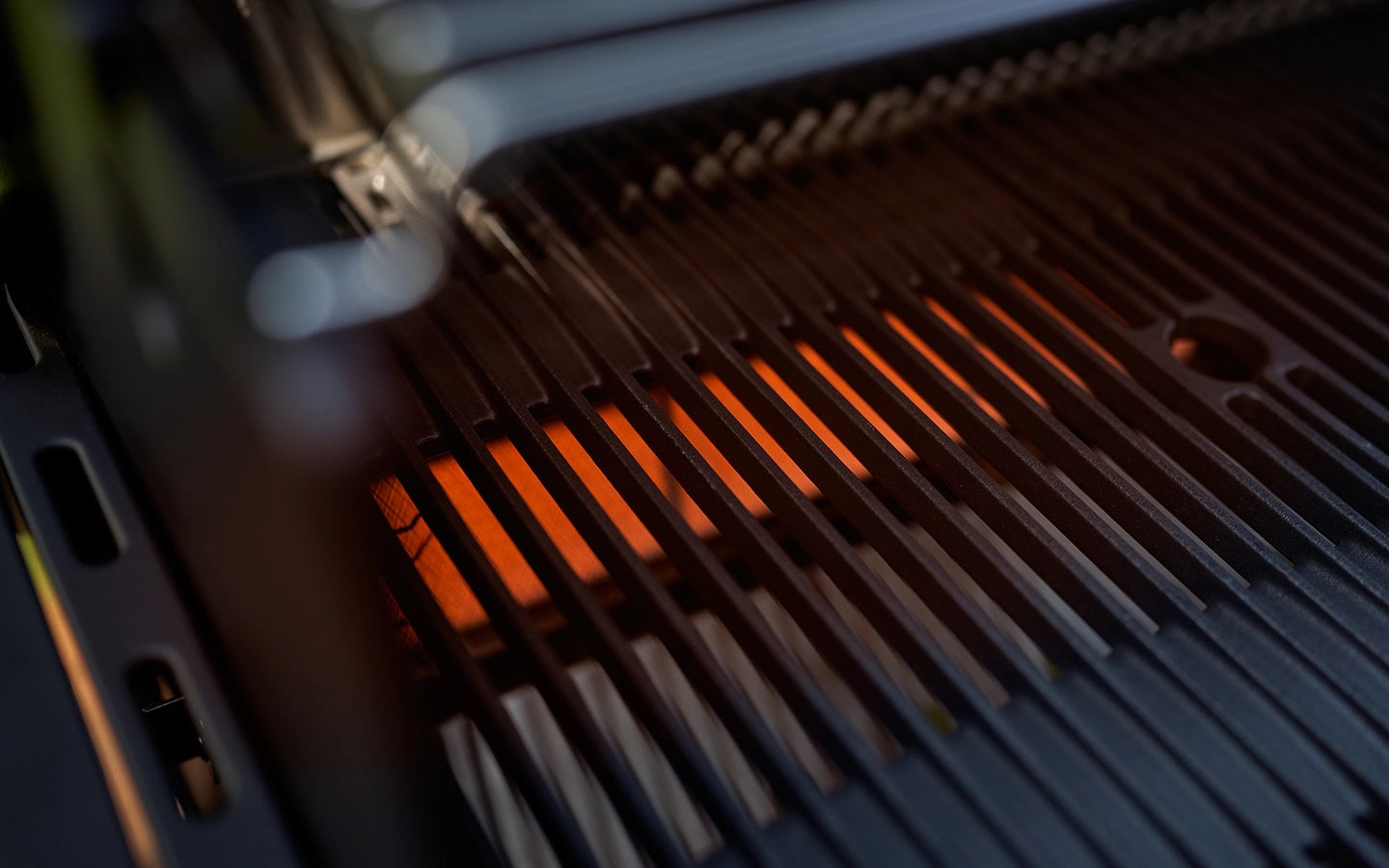 Crossray XPlor Black 4 Burner Gas Inbuilt BBQ - Tucker Barbecues
