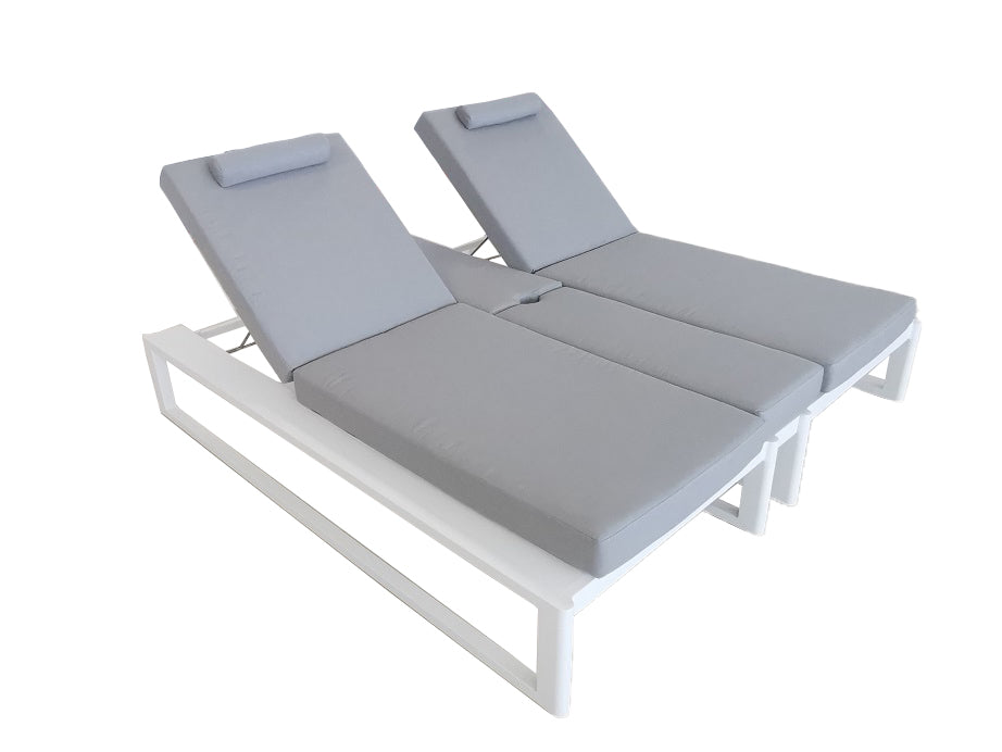 Shelta Capricorn Double Daybed