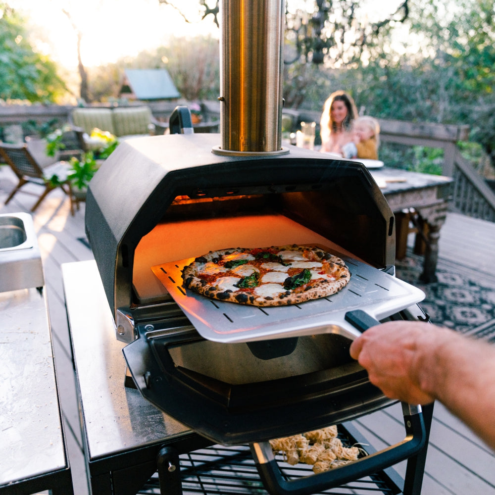 NEW - Ooni Karu 12 Wood and Charcoal-Fired Portable Pizza Oven (Free  Shipping)